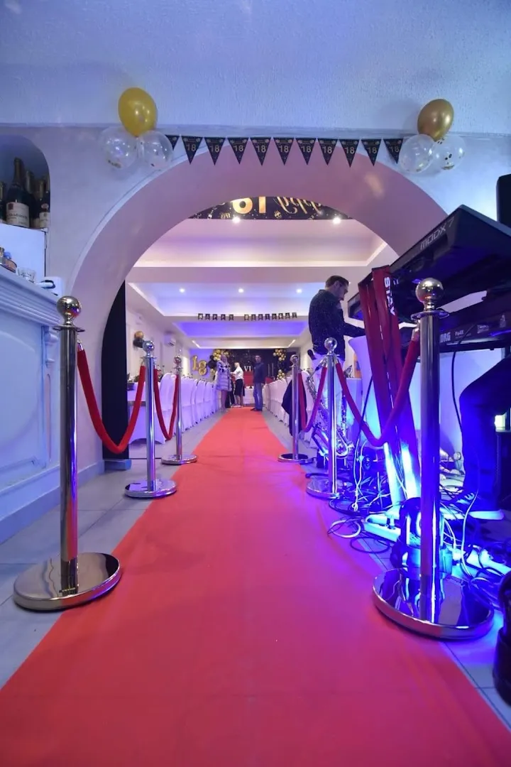 Salle des Fetes - Les Fauvettes